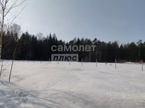 Участок в Калужская область, Калуга городской округ, с. Муратовка  ...