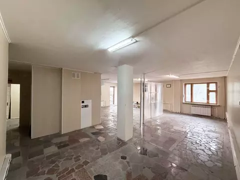 Помещение свободного назначения в Самарская область, Тольятти ул. ...