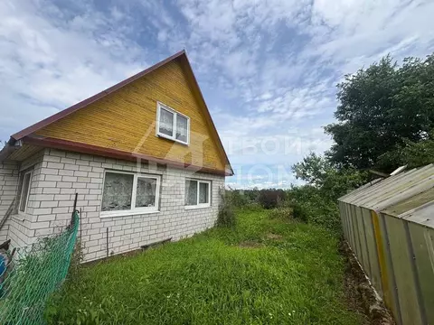 Дом в Ленинградская область, Кингисеппский район, Куземкинское с/пос, ...