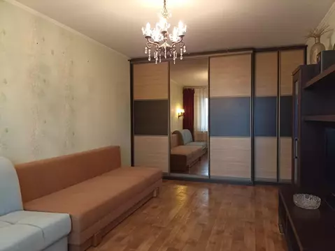 Продается 2-комнатная квартира