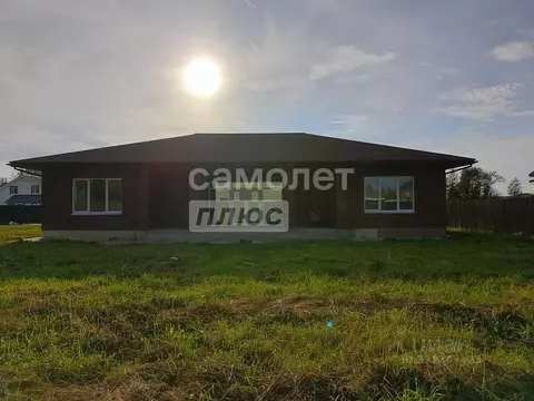 Дом в Калужская область, Боровский муниципальный округ, Совьяки с/пос, ...