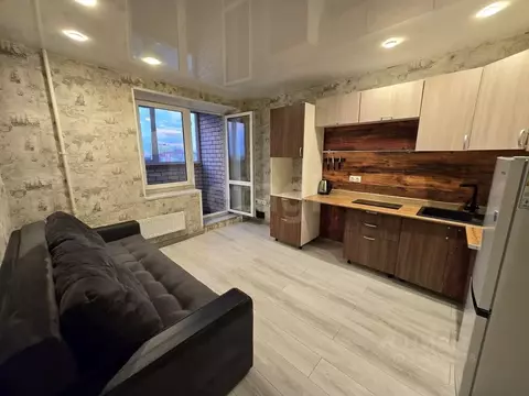 Студия Тюменская область, Тюмень ул. Тимофея Чаркова, 28 (24.0 м)