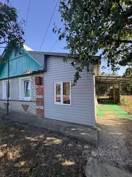 Дом в Ростовская область, Волгодонской район, Романовское с/пос, пос. ...