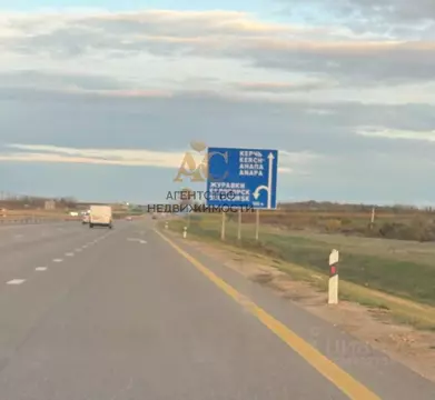 Участок в Крым, Кировский район, Первомайское с/пос, с. Изобильное ул. ...