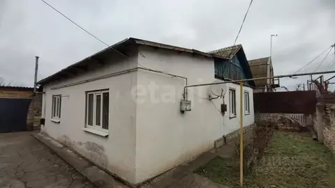 Дом в Крым, Красногвардейский район, Октябрьское пгт ул. Карла Маркса ...