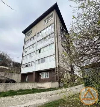 3-к кв. Краснодарский край, Туапсе Сочинская ул. (75.1 м)