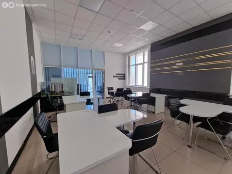 Помещение свободного назначения (800 м)