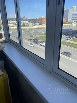 Комната Свердловская область, Екатеринбург ул. Академика Бардина, 1