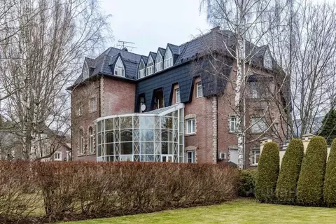 Дом в Москва д. Дровнино, ул. Центральная (971 м)