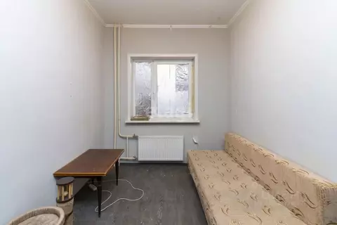 2-к кв. Тюменская область, Тюмень ул. Прокопия Артамонова, 4 (49.2 м)