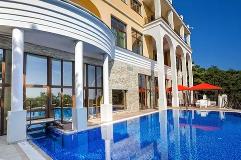 Дом в Крым, Ялта городской округ, Восход пгт ул. Сосновый Бор (2000 м)