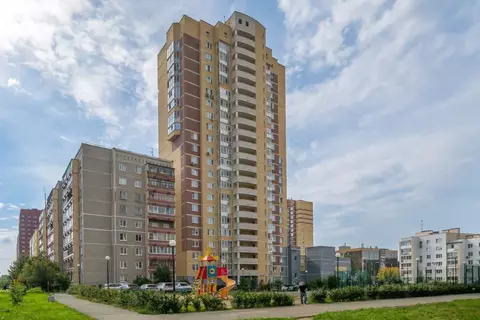 2-к кв. Свердловская область, Екатеринбург ул. М.Н. Михеева, 10 (69.6 ...