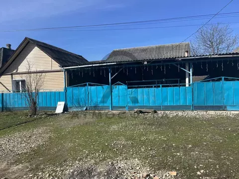 Дом в Краснодарский край, Апшеронский район, Кубанское с/пос, Калинина ...