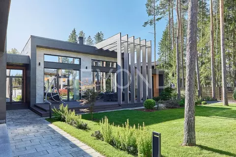 Дом в Ленинградская область, Всеволожский район, Бугровское городское ...