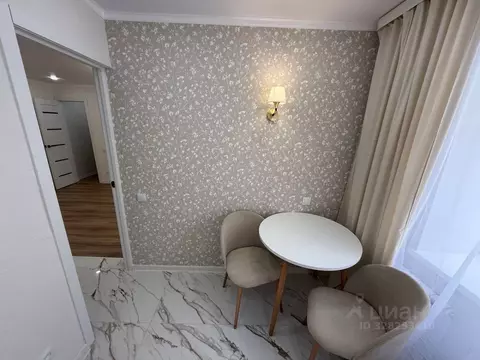 2-к кв. Омская область, Омск Городок Нефтяников мкр, ул. 6-й Кирпичный ...