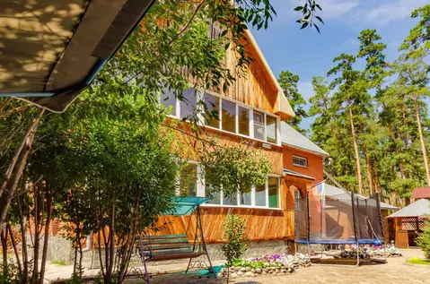 Дом в Алтай, Чемальский район, с. Чемал Уожанская ул., 14 (240 м)