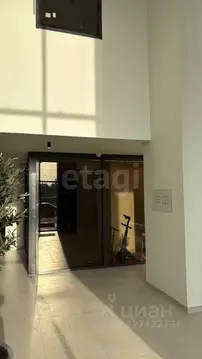 3-к кв. Тюменская область, Тюмень ул. Тимофея Чаркова, 93 (84.0 м)