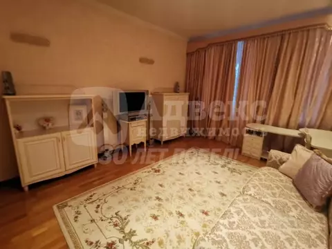 4-к кв. Тюменская область, Тюмень Севастопольская ул., 10к1 (233.0 м)