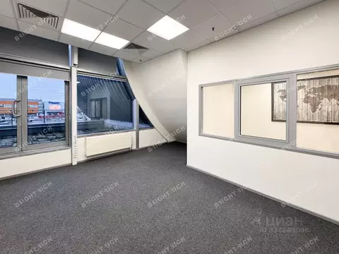 Офис в Санкт-Петербург просп. Лахтинский, 85к2 (270 м)