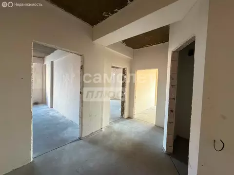 3-комнатная квартира: Каспийск, проспект М. Омарова, 9В (100 м)