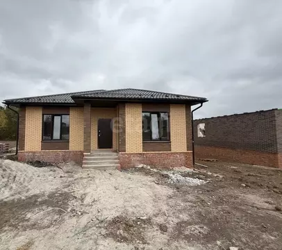 Дом в Курская область, Курский район, Нижнемедведицкий сельсовет, ...