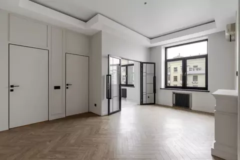 3-к кв. Москва Малая Сухаревская пл., 1С1 (78.0 м)