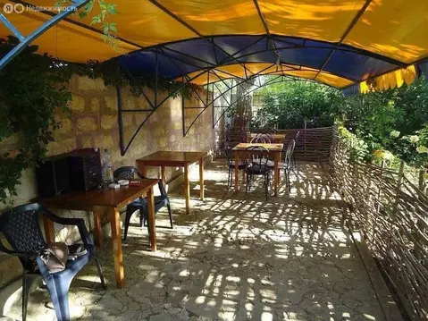 Дом в Каменское, Набережная улица (255.5 м)