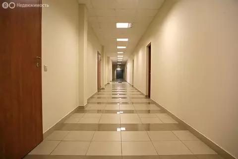 Офис (1200 м)