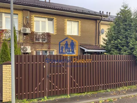 Таунхаус в Калужская область, Обнинск ул. Хвойная, 76 (90 м)