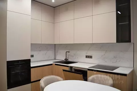 2-к кв. Москва ул. Николая Озерова, 8к1 (39.6 м)