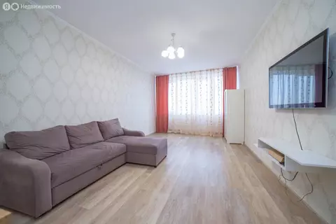 2-комнатная квартира: Екатеринбург, Московская улица, 75 (76.1 м)