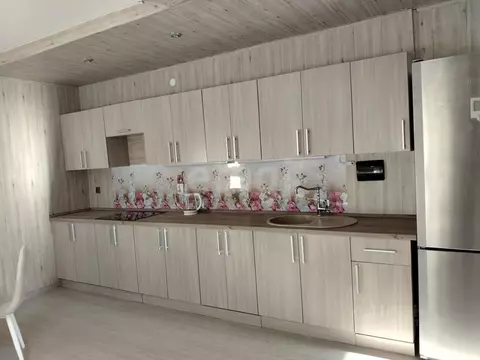 Студия Краснодарский край, Геленджик просп. Геленджикский, 1Б (79.9 м)