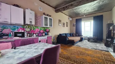 Дом в Астраханская область, Икрянинский район, Ильинка рп Молодежная ...