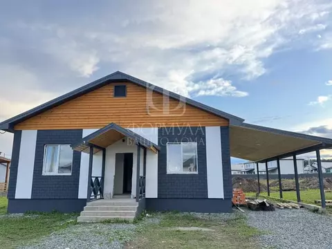 Дом в Свердловская область, Белоярский муниципальный округ, пос. ...