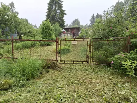 Дом в Ленинградская область, Волховский район, Кисельнинское с/пос, ...