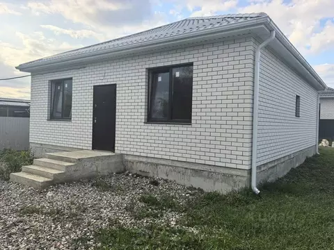 Дом в Краснодарский край, Динской район, Пластуновское с/пос, ...