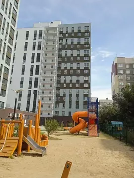 1-к кв. Курганская область, Курган Заозерный жилрайон, 1-й мкр, 22А ...