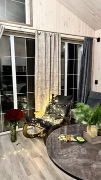 Дом в Алтай, Чемальский район, Узнезинское с/пос, с. Узнезя ул. ...