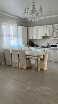 Дом в Астраханская область, Наримановский район, пос. Караагаш Летний ...