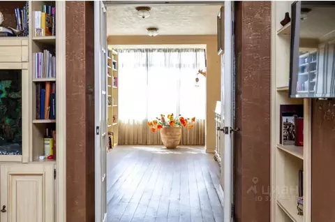 Свободной планировки кв. Москва ул. Врубеля, 8 (130.0 м)