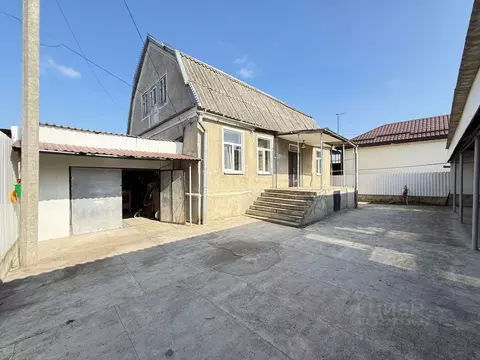 Дом в Кабардино-Балкария, Нальчик ул. Идарова, 72А (83 м)