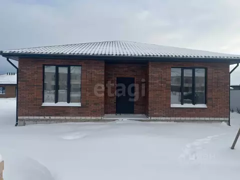 Дом в Брянская область, Брянский район, Отрадненское с/пос, с. ...