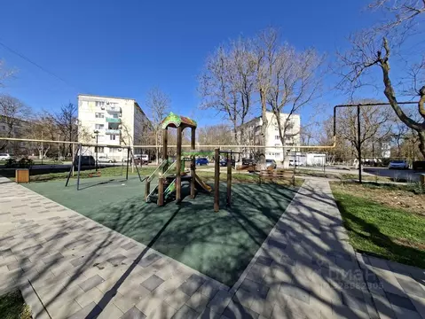 2-к кв. Крым, Евпатория городской округ, Мирный пгт ул. Школьная, 2 ...