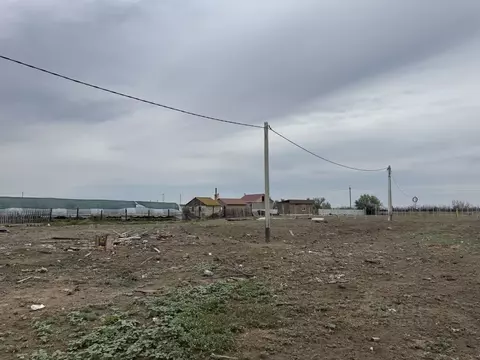 Участок в Астраханская область, Наримановский район, пос. Сенной ...