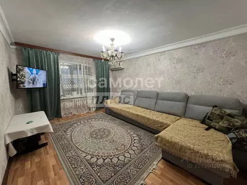 4-к кв. Дагестан, Каспийск ул. Ильяшенко, 1 (94.0 м)