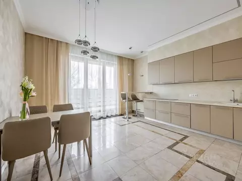 2-к кв. Санкт-Петербург Вязовая ул., 8 (105.0 м)