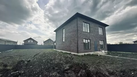 Коттедж в Адыгея, Тахтамукайский район, Старобжегокай аул ул. Королева ...