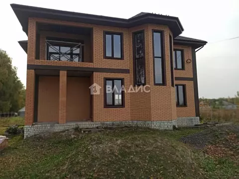 Дом в Брянская область, Выгоничский район, Кокинское с/пос, с. Кокино  ...