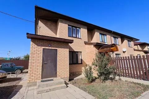 Таунхаус в Оренбургская область, Оренбургский район, с. Нежинка ул. ...