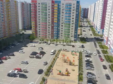 3-к кв. Тюменская область, Тюмень ул. Александра Митинского, 5 (92.6 ...